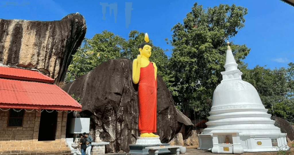 Yatagala RajaMaha Viharaya The Jungle Temple